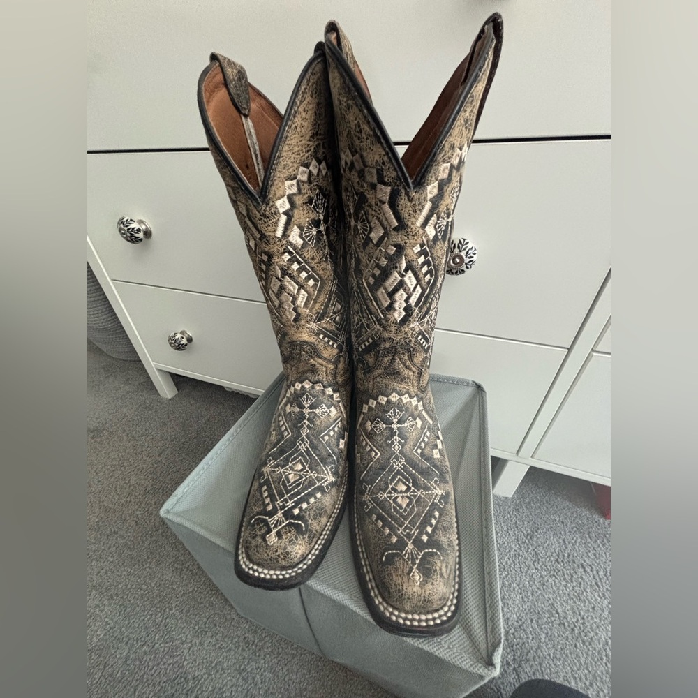 Circle G Handcrafted Leather Boots